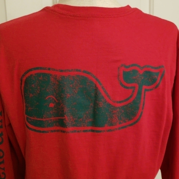 Vineyard Vines Red Christmas T-Shirt - Picture 7 of 9